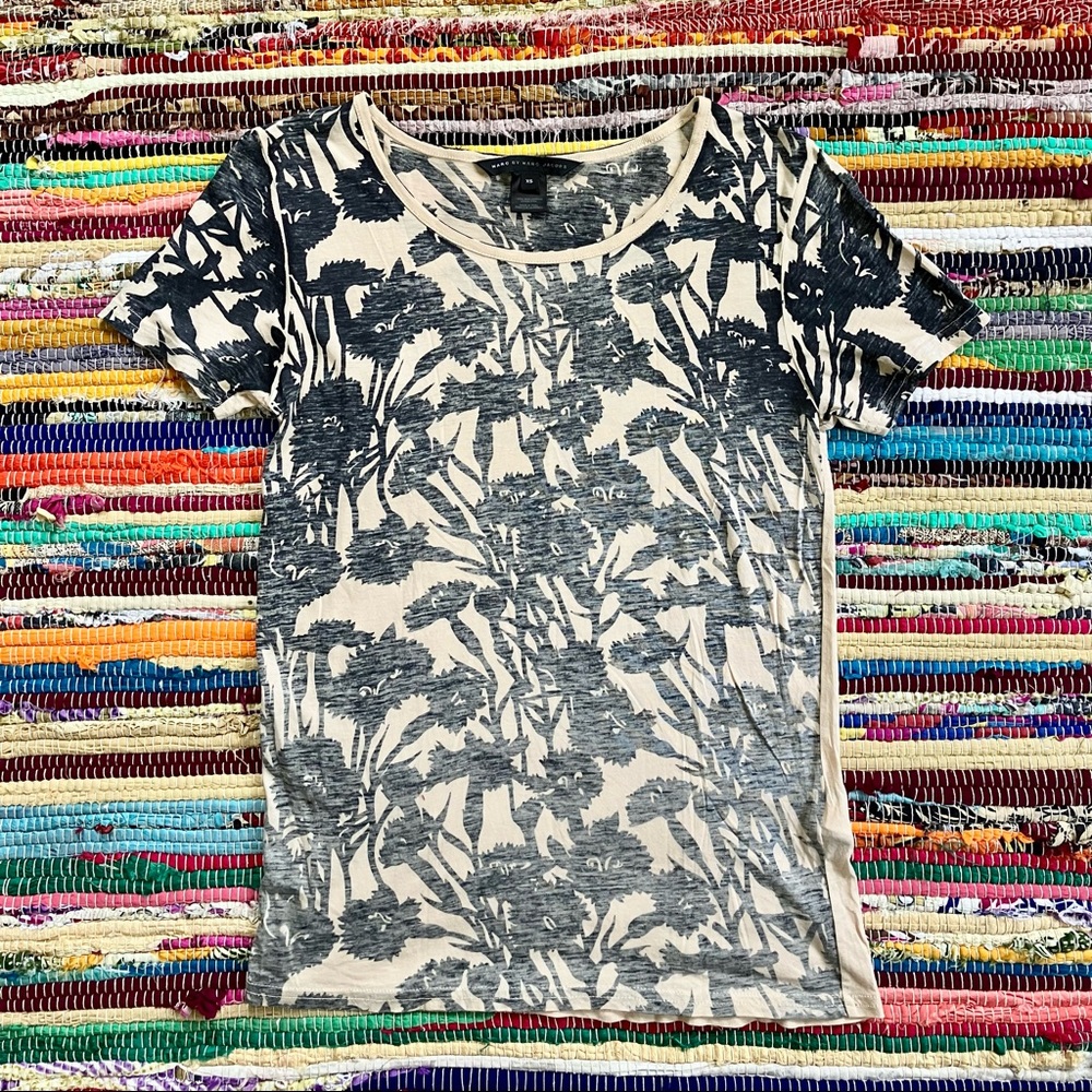Marc by Marc Jacobs ~ Reverse print floral tee